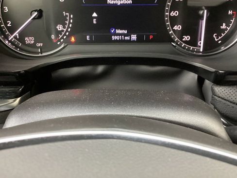 Used 2023 Cadillac XT5 Premium Luxury image 11