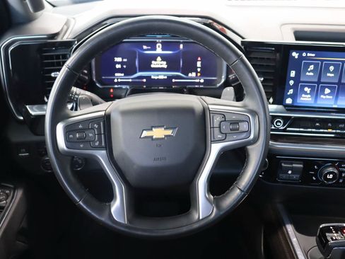 Certified 2025 Chevrolet Silverado 1500 LT w/ LPO, Dark Essentials Package AWD/4WD image 9