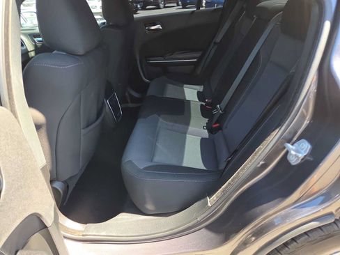 Used 2022 Dodge Charger SXT RWD image 21