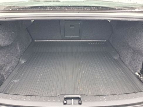 Used 2021 Volvo S60 T5 R-Design image 35