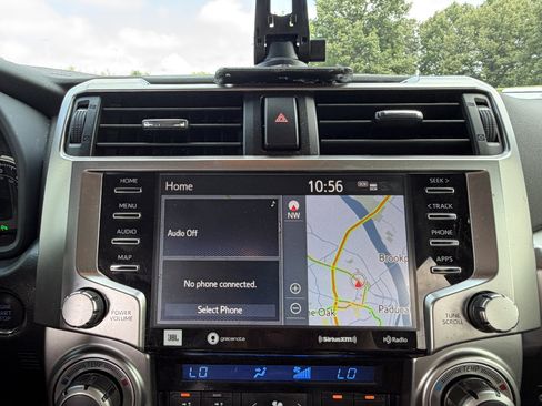Used 2023 Toyota 4Runner Limited AWD/4WD image 33