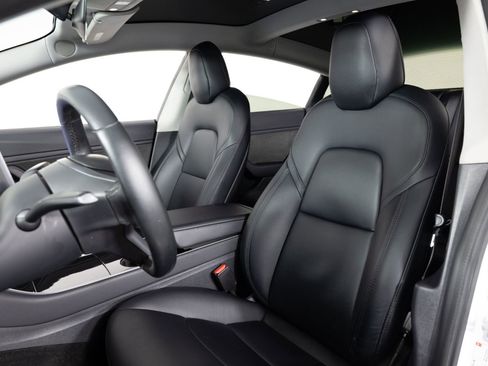 Used 2018 Tesla Model 3 Long Range RWD image 16