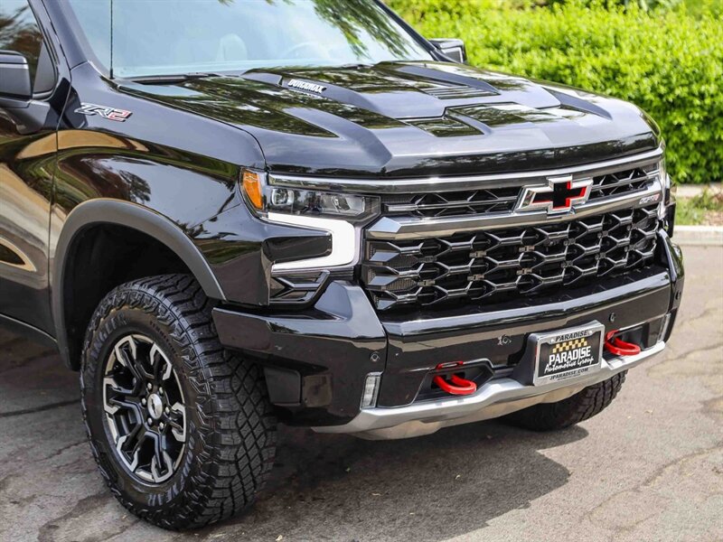 Used 2025 Chevrolet Silverado 1500 ZR2 AWD/4WD image 9