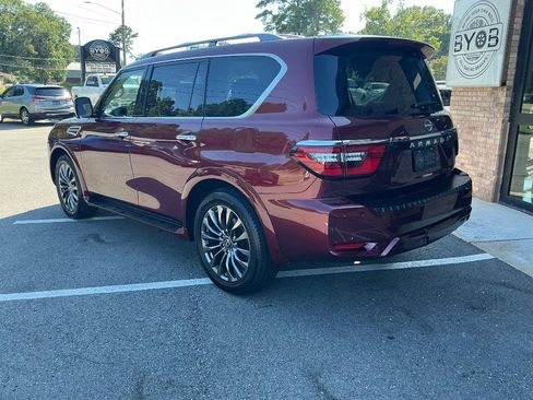 Used 2023 Nissan Armada Platinum w/ Captain's Chairs Package RWD image 3