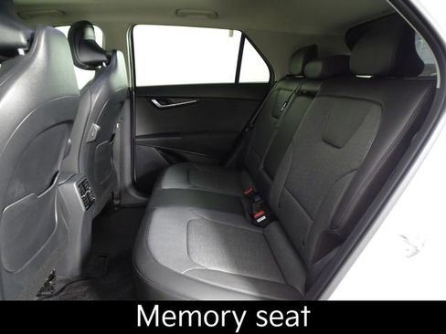 Certified 2023 Kia Niro Wave image 13