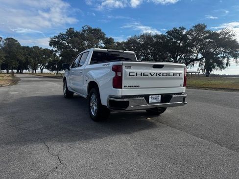 Used 2020 Chevrolet Silverado 1500 LT image 3
