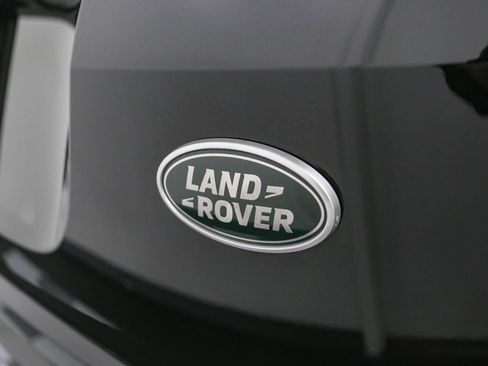 Used 2023 Land Rover Range Rover Evoque S image 11