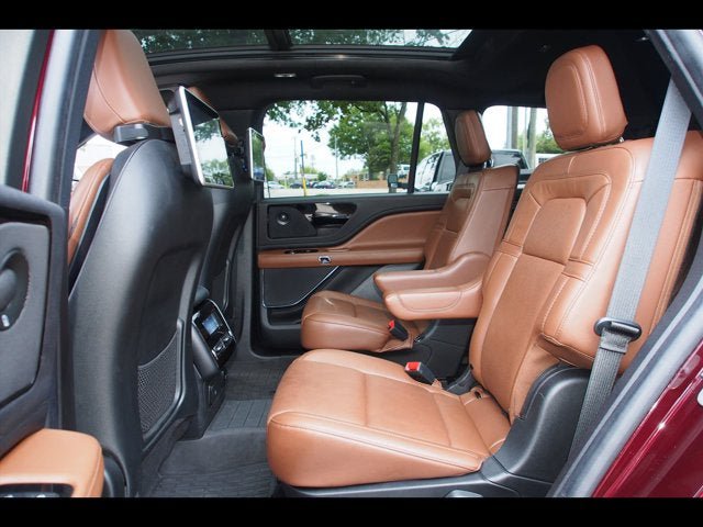Used 2022 Lincoln Aviator Reserve w/ Elements Package Plus RWD image 26