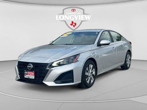 Used 2023 Nissan Altima 2.5 S FWD image 1