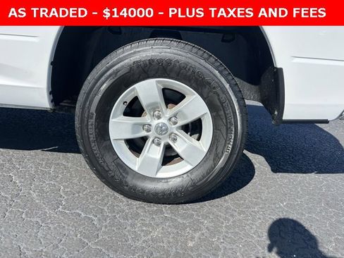 Used 2018 RAM 1500 Tradesman w/ Chrome Appearance Group image 10