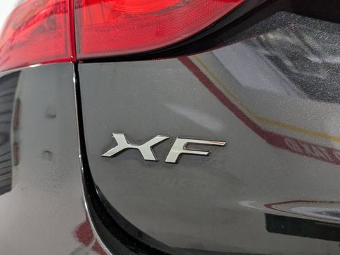 Used 2019 Jaguar XF Prestige image 53