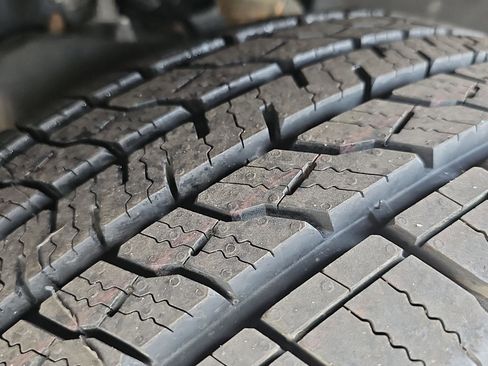 Used 2019 Nissan Frontier SV image 10