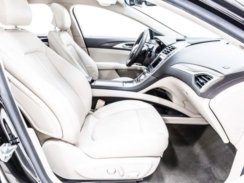 Used 2019 Lincoln MKZ Reserve AWD/4WD image 32