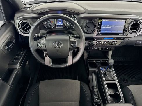 Used 2023 Toyota Tacoma TRD Off-Road image 23