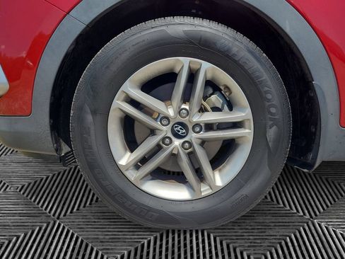 Used 2018 Hyundai Santa Fe Sport w/ 2.4L Value Package 02 FWD image 14