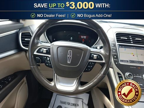 Used 2020 Lincoln Nautilus FWD w/ Equipment Group 101A image 18