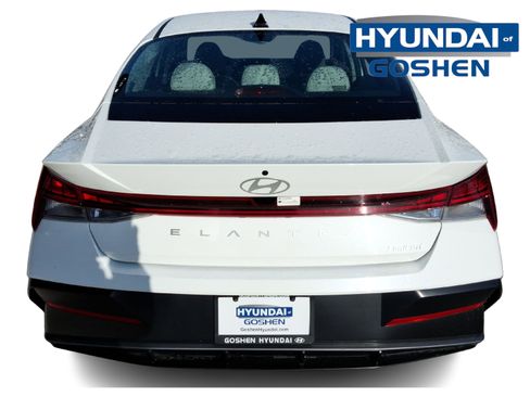 Used 2025 Hyundai Elantra Limited image 7