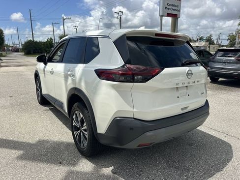 Certified 2023 Nissan Rogue SV FWD image 9