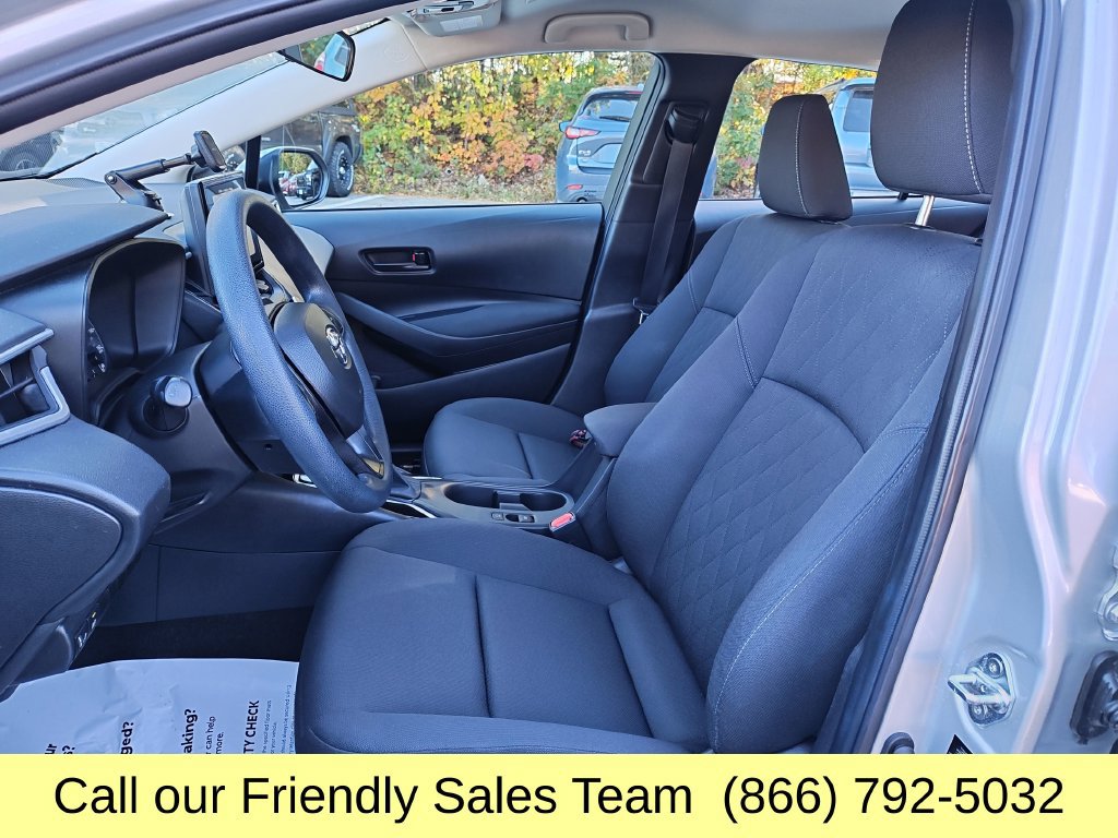 Used 2024 Toyota Corolla LE FWD image 10