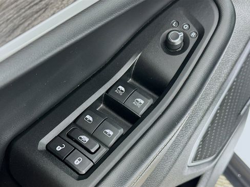 Used 2024 Jeep Grand Cherokee Limited 4xe AWD/4WD image 18