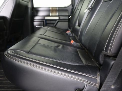 Used 2020 Ford F150 Lariat image 11