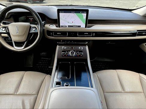Used 2023 Lincoln Aviator Reserve w/ Equipment Group 201A image 15