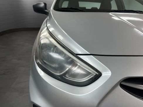 Used 2017 Hyundai Accent SE FWD image 32