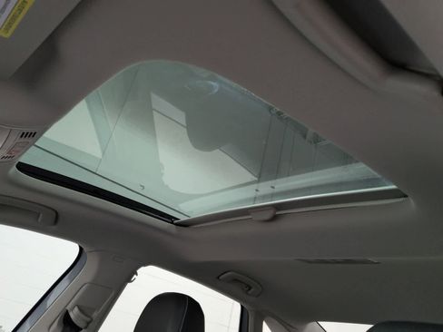 Used 2025 Volkswagen Jetta SEL image 20