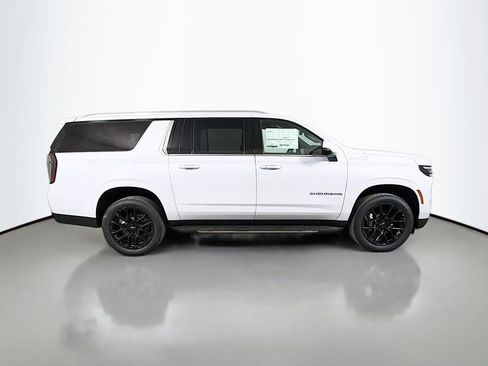 New 2026 Chevrolet Suburban High Country w/ Sun And Tow Package AWD/4WD image 4