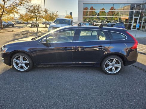 Used 2016 Volvo V60 T5 Premier image 3