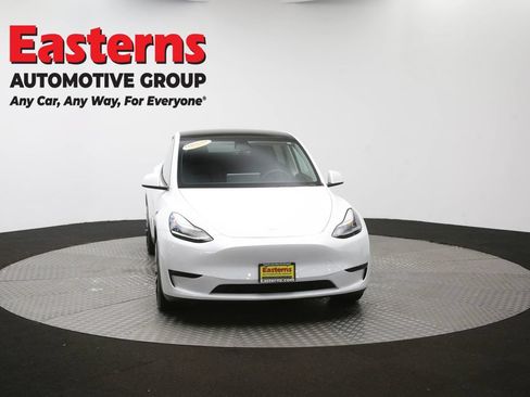 Used 2021 Tesla Model Y Long Range AWD/4WD image 46