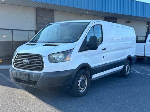 Used 2015 Ford Transit 150 130 Low Roof RWD image 2