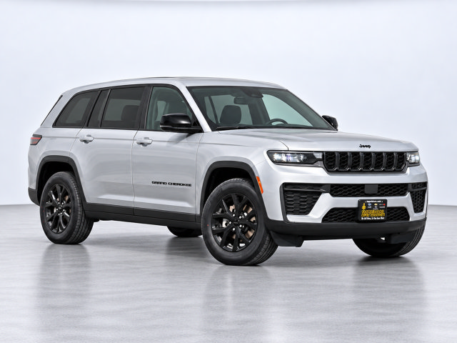 New 2026 Jeep Grand Cherokee Altitude AWD/4WD image 2