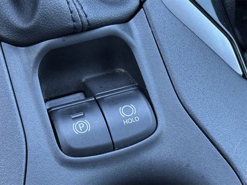 Used 2025 Toyota Corolla Cross AWD Hybrid image 18