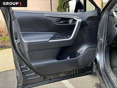 Certified 2023 Toyota RAV4 LE FWD image 22