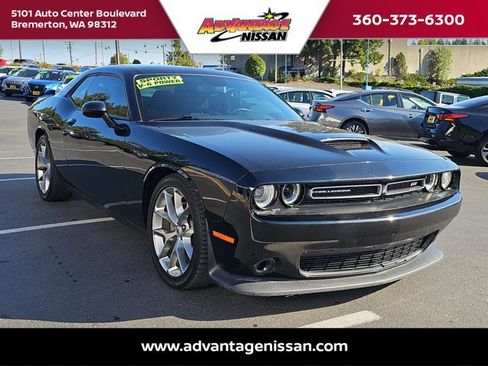 Used 2023 Dodge Challenger GT image 7