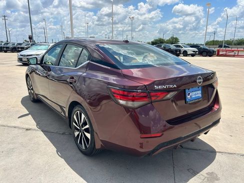 Used 2024 Nissan Sentra SV w/ SV Premium Package FWD image 3