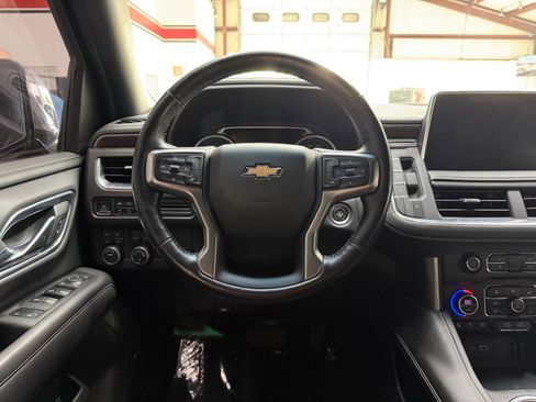 Used 2021 Chevrolet Suburban Premier AWD/4WD image 22