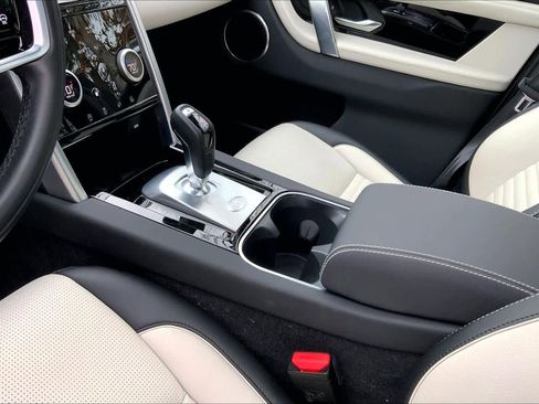 Used 2023 Land Rover Discovery Sport S R-Dynamic image 16