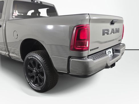 New 2026 RAM 3500 Big Horn AWD/4WD image 15