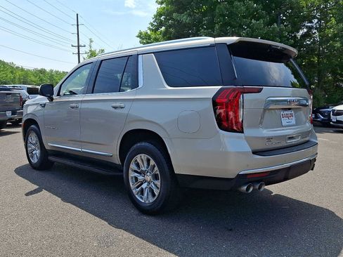 Used 2023 GMC Yukon Denali AWD/4WD image 4
