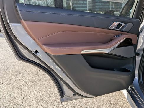 New 2026 BMW X7 xDrive40i image 32