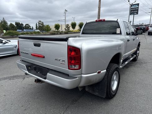 Used 2004 Dodge Ram 3500 Truck SLT w/ Sport Appearance Group AWD/4WD image 3
