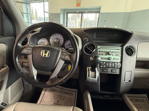 Used 2010 Honda Pilot EX-L image 16