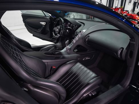 Used 2018 Bugatti Chiron image 12