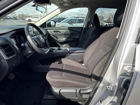 Certified 2025 Nissan Rogue S image 24