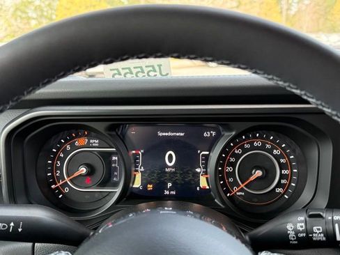 New 2026 Jeep Wrangler Unlimited Sahara AWD/4WD image 16