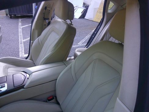 Used 2015 Maserati Quattroporte S Q4 AWD/4WD image 76