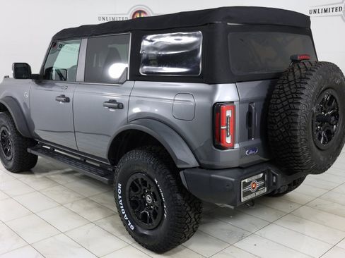 Used 2022 Ford Bronco Wildtrak image 4