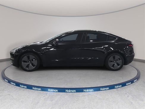 Used 2022 Tesla Model 3 image 9